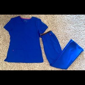 Heartsoul royal blue scrub set!